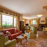 Hotel Meuble Cima Bianca Garni 3*