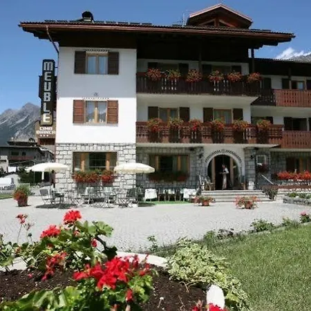 Meuble Cima Bianca Garni Hotel 3*