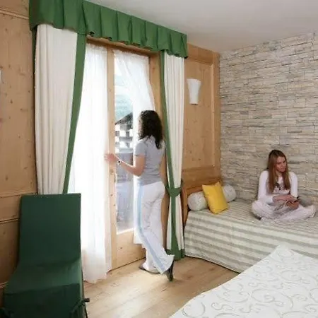 Meuble Cima Bianca Garni 3* Bormio