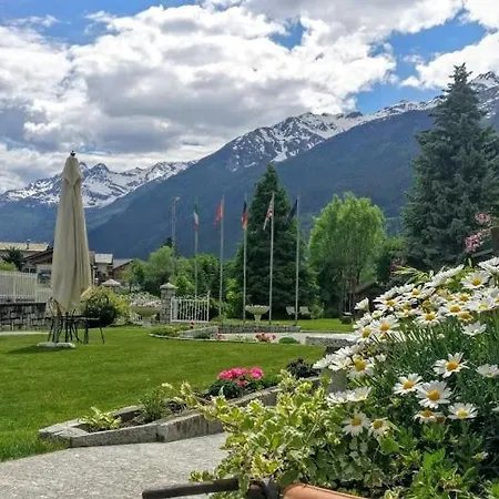 Meuble Cima Bianca Garni Hotel 3*