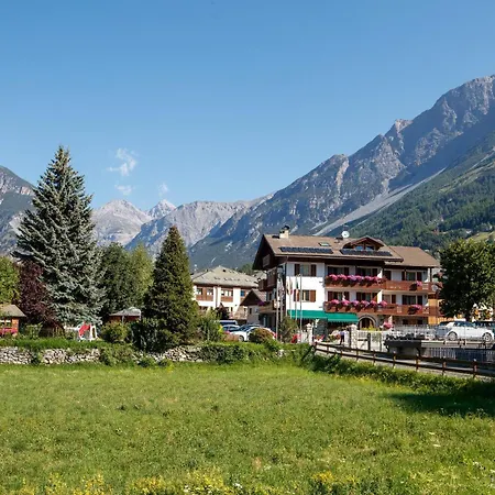 Meuble Cima Bianca Garni Hotel 3*