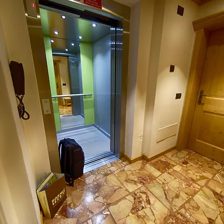 Meuble Cima Bianca Garni Bormio