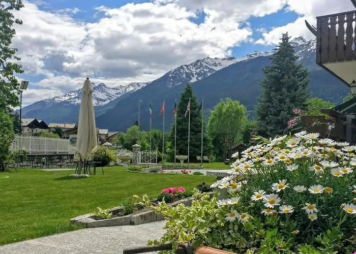 Meuble Cima Bianca Garni Hotel 3*