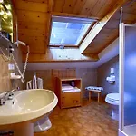 Готель Meuble Cima Bianca Garni Борміо