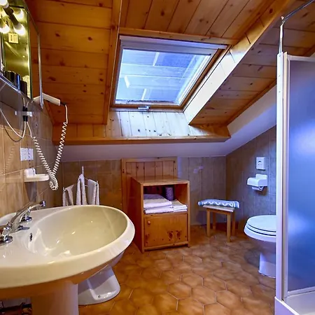 Готель Meuble Cima Bianca Garni Борміо