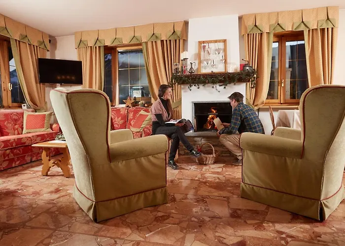 Meuble Cima Bianca Garni Hotel 3*